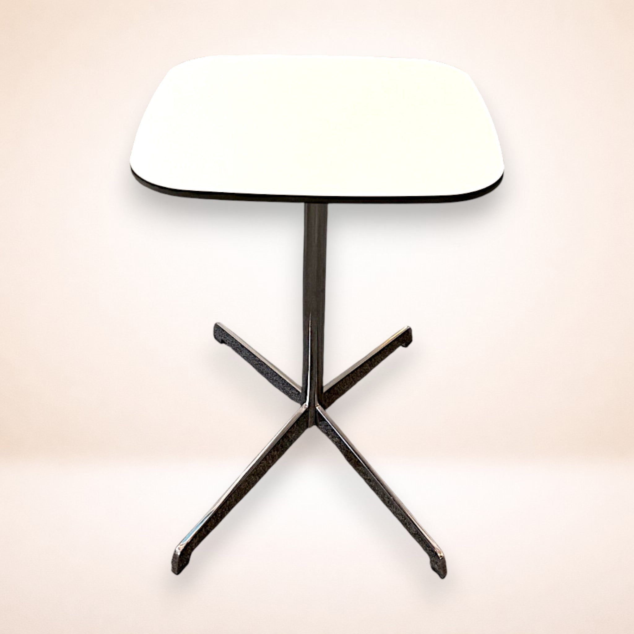 Soffbord Lammhults