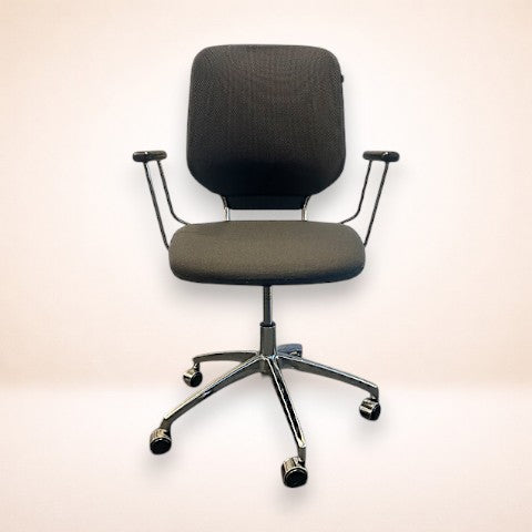 Konferensstol SAVO Mesh