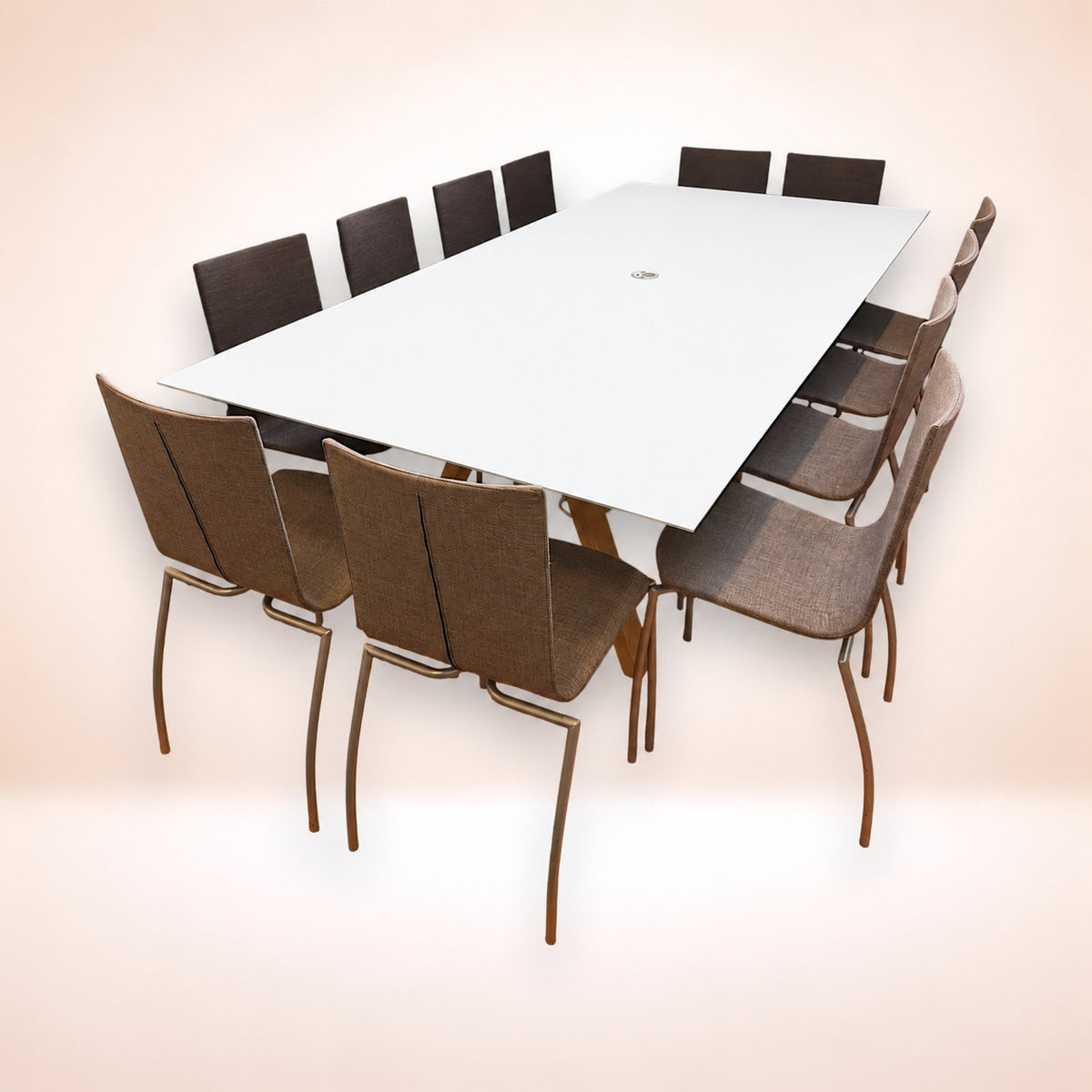 Konferensbord Pedrali i mötesrumsmiljö